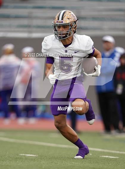 Thumbnail 3 in San Benito vs. Westlake (UIL 6A Division I Regional Semifinal) photogallery.
