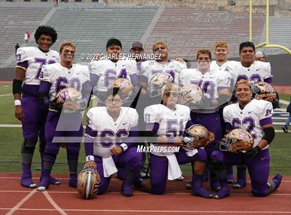 Thumbnail 3 in San Benito vs. Westlake (UIL 6A Division I Regional Semifinal) photogallery.
