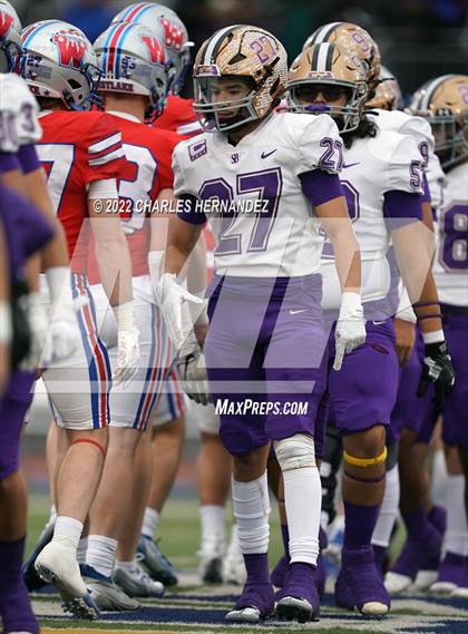 Thumbnail 3 in San Benito vs. Westlake (UIL 6A Division I Regional Semifinal) photogallery.