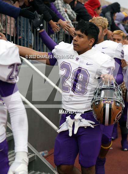 Thumbnail 3 in San Benito vs. Westlake (UIL 6A Division I Regional Semifinal) photogallery.