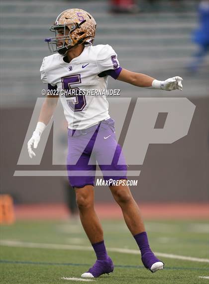 Thumbnail 3 in San Benito vs. Westlake (UIL 6A Division I Regional Semifinal) photogallery.