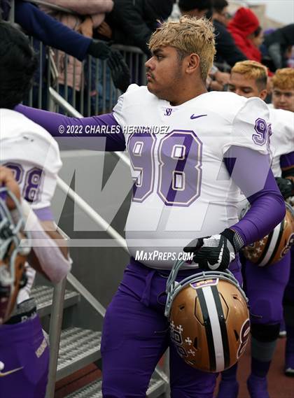 Thumbnail 1 in San Benito vs. Westlake (UIL 6A Division I Regional Semifinal) photogallery.