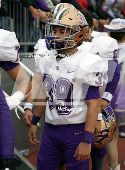 Thumbnail 2 in San Benito vs. Westlake (UIL 6A Division I Regional Semifinal) photogallery.