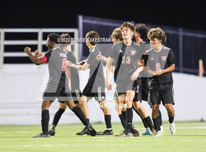 Thumbnail 2 in Wilson vs. Seagoville (UIL 5A Region II Bi-District Playoff) photogallery.