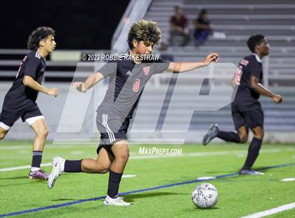 Thumbnail 3 in Wilson vs. Seagoville (UIL 5A Region II Bi-District Playoff) photogallery.