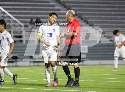 Thumbnail 1 in Wilson vs. Seagoville (UIL 5A Region II Bi-District Playoff) photogallery.