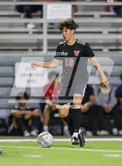 Thumbnail 3 in Wilson vs. Seagoville (UIL 5A Region II Bi-District Playoff) photogallery.