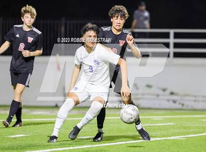 Thumbnail 1 in Wilson vs. Seagoville (UIL 5A Region II Bi-District Playoff) photogallery.