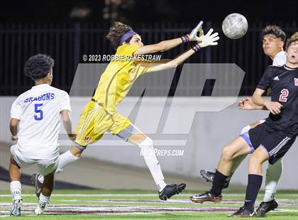 Thumbnail 1 in Wilson vs. Seagoville (UIL 5A Region II Bi-District Playoff) photogallery.