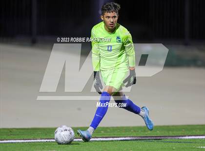 Thumbnail 1 in Wilson vs. Seagoville (UIL 5A Region II Bi-District Playoff) photogallery.
