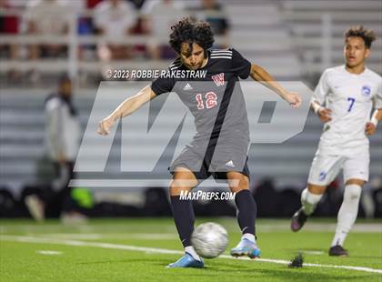 Thumbnail 3 in Wilson vs. Seagoville (UIL 5A Region II Bi-District Playoff) photogallery.