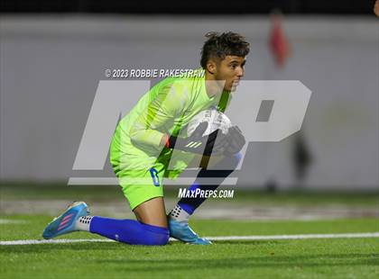 Thumbnail 2 in Wilson vs. Seagoville (UIL 5A Region II Bi-District Playoff) photogallery.