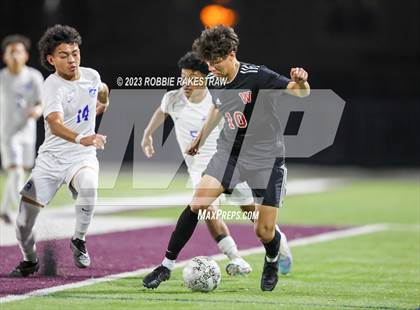 Thumbnail 3 in Wilson vs. Seagoville (UIL 5A Region II Bi-District Playoff) photogallery.