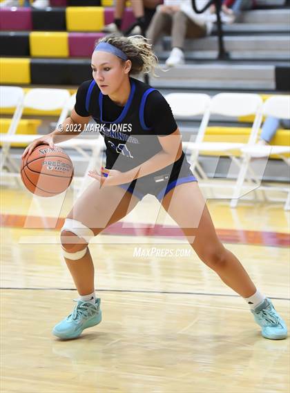 Thumbnail 3 in O'Connor vs. Chaparral (Hoophall West) photogallery.