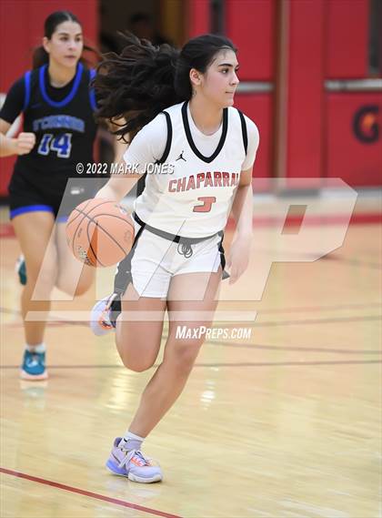 Thumbnail 1 in O'Connor vs. Chaparral (Hoophall West) photogallery.