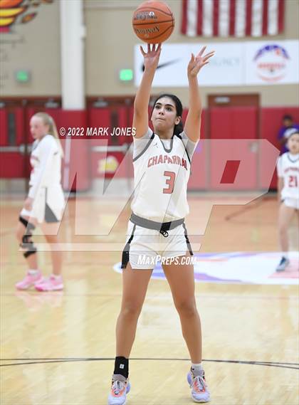 Thumbnail 1 in O'Connor vs. Chaparral (Hoophall West) photogallery.