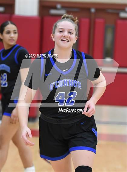 Thumbnail 3 in O'Connor vs. Chaparral (Hoophall West) photogallery.