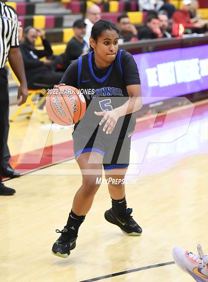 Thumbnail 1 in O'Connor vs. Chaparral (Hoophall West) photogallery.