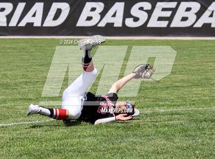 Thumbnail 2 in Highland vs Salem (IHSA, 3A sectional semifinal) photogallery.