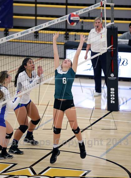 Thumbnail 2 in Head-Royce @ Branson (CIF NCS D5 Semifinal) photogallery.