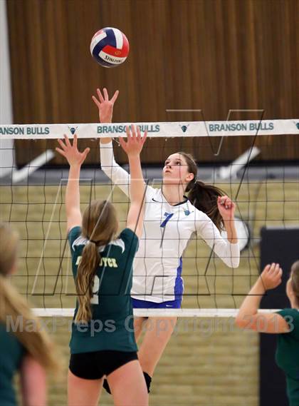 Thumbnail 2 in Head-Royce @ Branson (CIF NCS D5 Semifinal) photogallery.