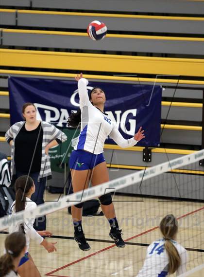 Thumbnail 2 in Head-Royce @ Branson (CIF NCS D5 Semifinal) photogallery.