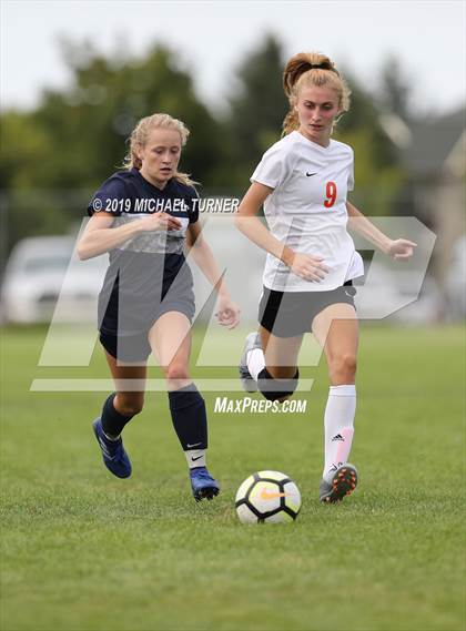 Thumbnail 2 in Post Falls vs Lake City (Lake City Jamboree) photogallery.