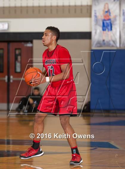 Thumbnail 2 in Marcus @ Hebron photogallery.