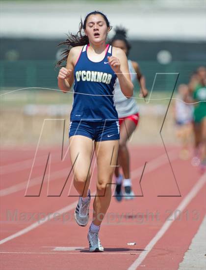 Thumbnail 2 in NISD Alamo Relays photogallery.