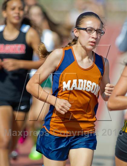 Thumbnail 3 in NISD Alamo Relays photogallery.