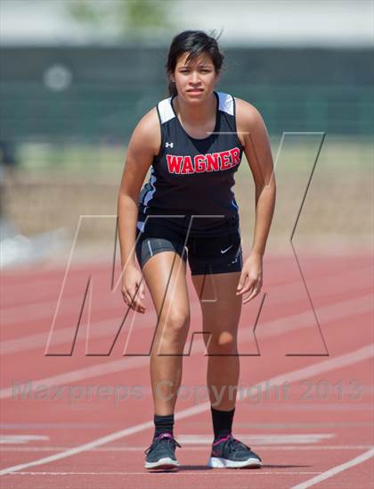 Thumbnail 2 in NISD Alamo Relays photogallery.