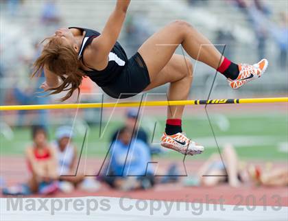 Thumbnail 2 in NISD Alamo Relays photogallery.