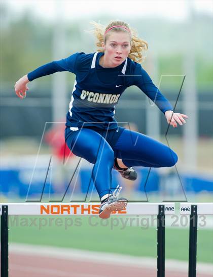Thumbnail 2 in NISD Alamo Relays photogallery.