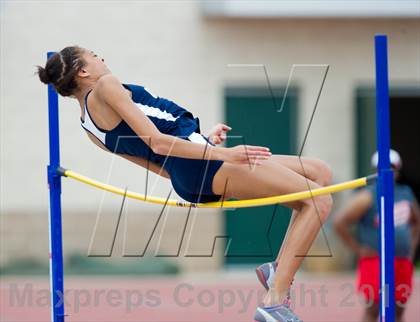 Thumbnail 2 in NISD Alamo Relays photogallery.