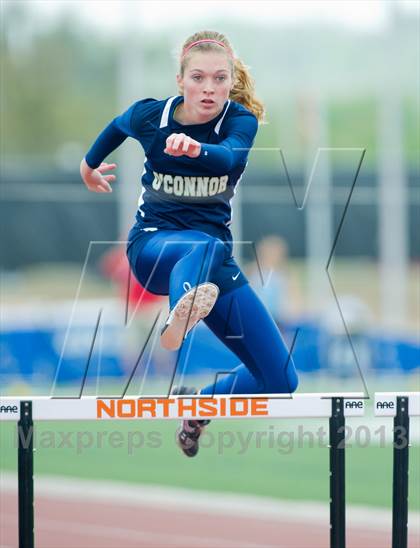 Thumbnail 1 in NISD Alamo Relays photogallery.