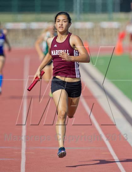 Thumbnail 1 in NISD Alamo Relays photogallery.