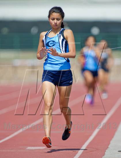 Thumbnail 2 in NISD Alamo Relays photogallery.