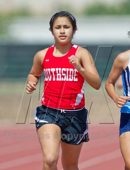 Thumbnail 2 in NISD Alamo Relays photogallery.