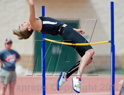 Thumbnail 2 in NISD Alamo Relays photogallery.