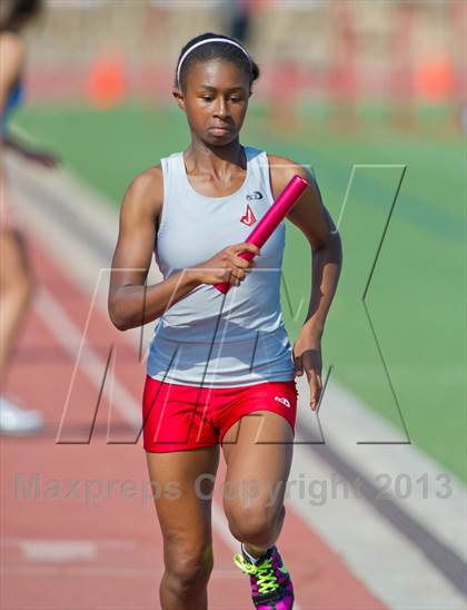 Thumbnail 1 in NISD Alamo Relays photogallery.