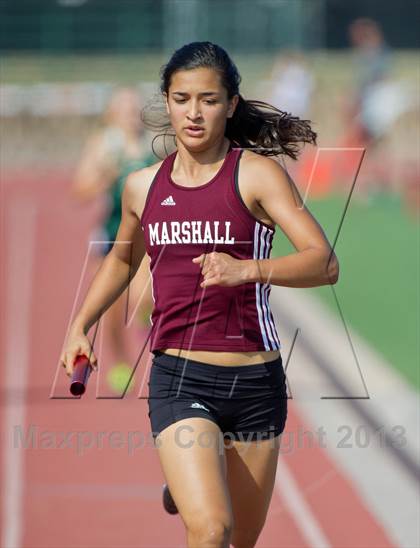 Thumbnail 3 in NISD Alamo Relays photogallery.