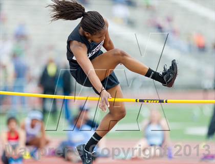 Thumbnail 1 in NISD Alamo Relays photogallery.