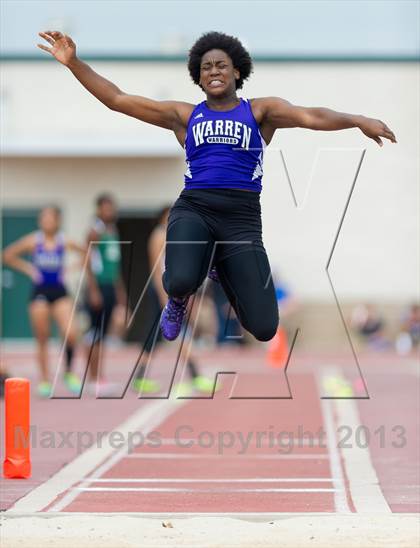 Thumbnail 3 in NISD Alamo Relays photogallery.