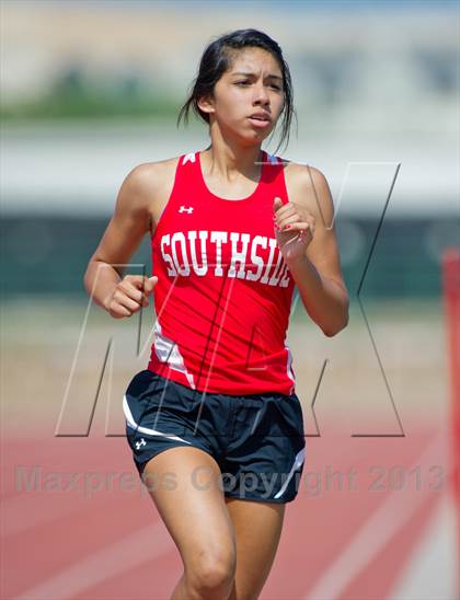 Thumbnail 3 in NISD Alamo Relays photogallery.