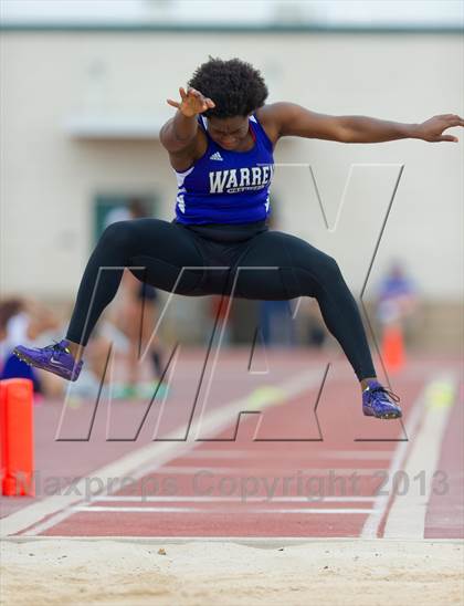 Thumbnail 1 in NISD Alamo Relays photogallery.