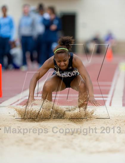 Thumbnail 1 in NISD Alamo Relays photogallery.
