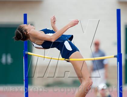 Thumbnail 2 in NISD Alamo Relays photogallery.