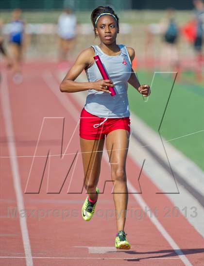 Thumbnail 3 in NISD Alamo Relays photogallery.