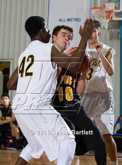 Thumbnail 2 in St. Pius X vs St. Pius X (Evangel Eagle Classic) photogallery.