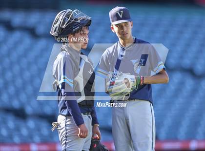 Thumbnail 2 in Santa Ana Valley vs. Rolling Hills Prep photogallery.